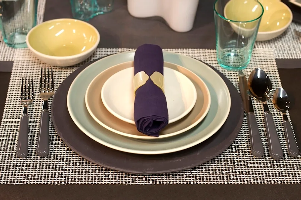 Photo of a similar item: Mikasa Delray 40-Piece Bone China Dinnerware Set, Service for 8