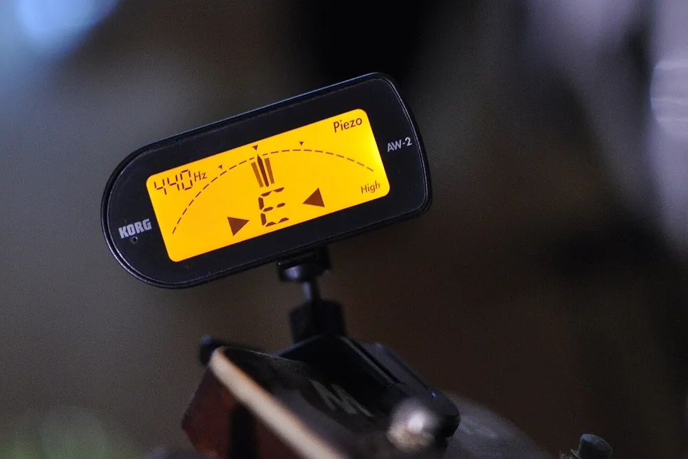 Photo of a similar item: Snark SN5X Clip-On Tuner for Guitar, Bass and Violin