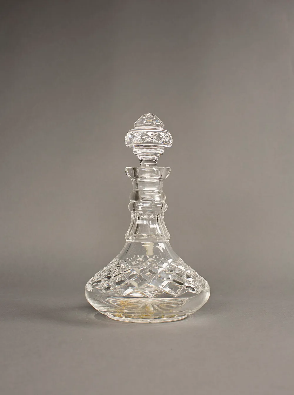 Photo of a similar item: Marquis by Waterford Markham Decanter and 2 Old Fashioned Glasses
