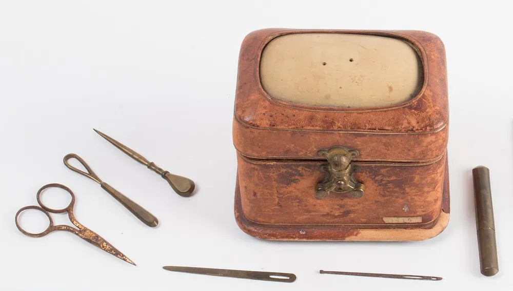 Photo of a similar item: Craft-Tastic Let's Learn to Sew Kit