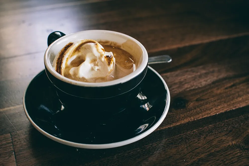 Photo of a similar item: Ember Mug 2, 14 oz, Black