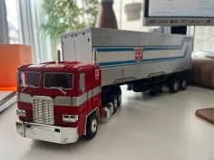 Photo of a similar item: Transformers Heroic Optimus Prime, 11-Inch