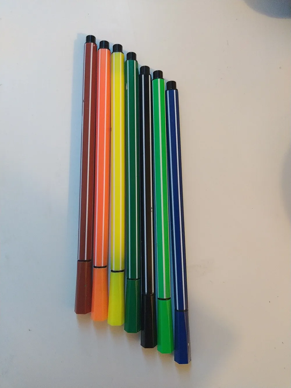 Photo of a similar item: Ohuhu Honolulu Alcohol Markers, 48 Colors