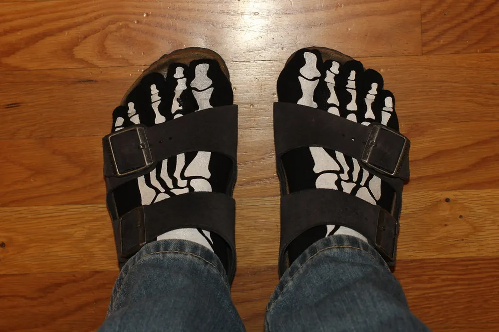 Photo of a similar item: AIVEI Halloween Fuzzy Socks for Women